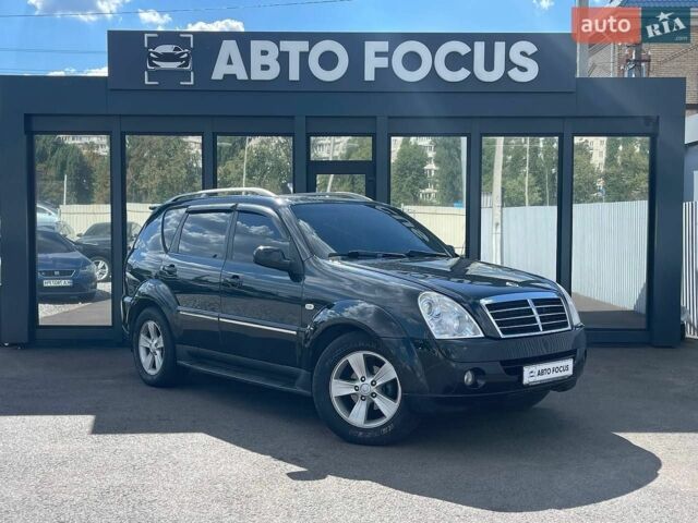 Чорний Cанг Йонг Rexton, об'ємом двигуна 2.7 л та пробігом 121 тис. км за 9990 $, фото 1 на Automoto.ua
