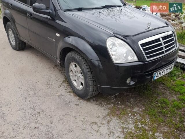 Чорний Cанг Йонг Rexton, об'ємом двигуна 2.7 л та пробігом 209 тис. км за 6000 $, фото 1 на Automoto.ua
