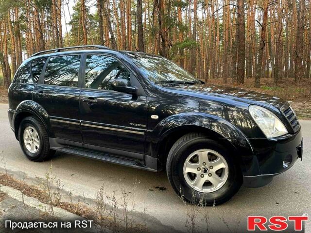 Черный Cанг Йонг Рекстон, объемом двигателя 2.7 л и пробегом 188 тыс. км за 7999 $, фото 1 на Automoto.ua