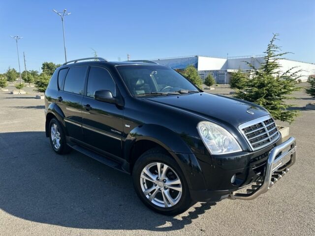 Чорний Cанг Йонг Rexton, об'ємом двигуна 2.7 л та пробігом 221 тис. км за 10800 $, фото 1 на Automoto.ua