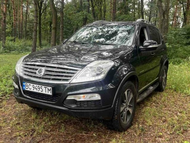 Чорний Cанг Йонг Rexton, об'ємом двигуна 2 л та пробігом 195 тис. км за 18150 $, фото 1 на Automoto.ua