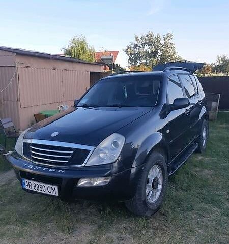 Чорний Cанг Йонг Rexton, об'ємом двигуна 2.8 л та пробігом 122 тис. км за 7100 $, фото 1 на Automoto.ua