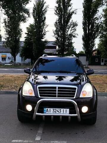 Коричневый Cанг Йонг Рекстон, объемом двигателя 2.7 л и пробегом 235 тыс. км за 9600 $, фото 1 на Automoto.ua