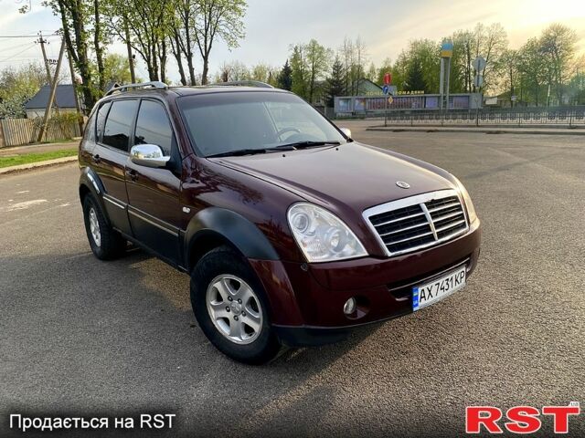 Червоний Cанг Йонг Rexton, об'ємом двигуна 2.7 л та пробігом 111 тис. км за 7200 $, фото 1 на Automoto.ua