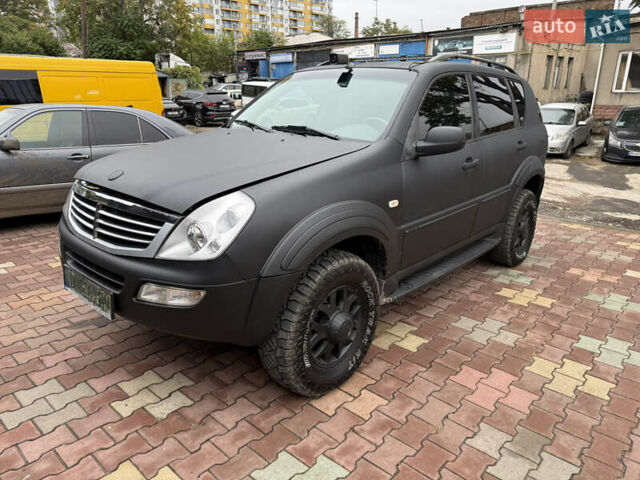 Cанг Йонг Рекстон, объемом двигателя 0 л и пробегом 258 тыс. км за 5500 $, фото 1 на Automoto.ua