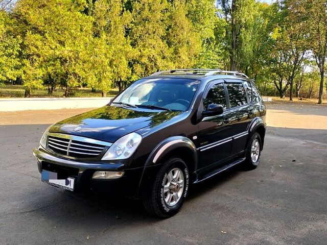 Cанг Йонг Rexton, об'ємом двигуна 2.8 л та пробігом 200 тис. км за 5950 $, фото 1 на Automoto.ua
