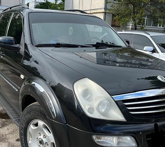 Cанг Йонг Rexton, об'ємом двигуна 2.7 л та пробігом 270 тис. км за 4600 $, фото 1 на Automoto.ua