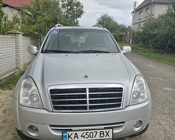 Cанг Йонг Рекстон, объемом двигателя 2.7 л и пробегом 280 тыс. км за 10800 $, фото 1 на Automoto.ua
