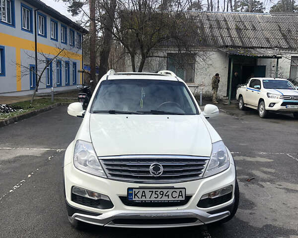 Cанг Йонг Рекстон, объемом двигателя 2.7 л и пробегом 200 тыс. км за 12000 $, фото 1 на Automoto.ua