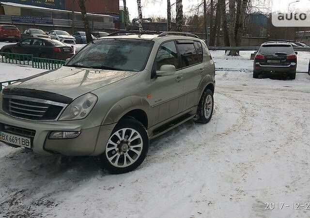 Cанг Йонг Rexton, об'ємом двигуна 3.2 л та пробігом 140 тис. км за 7000 $, фото 1 на Automoto.ua