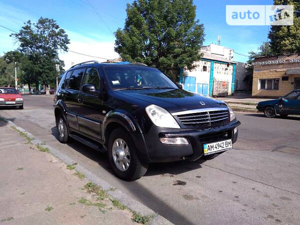 Cанг Йонг Rexton, об'ємом двигуна 2.7 л та пробігом 162 тис. км за 9800 $, фото 1 на Automoto.ua