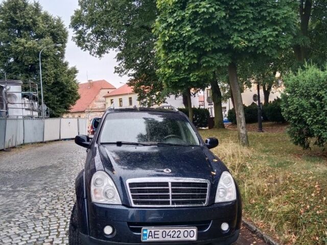 Синій Cанг Йонг Rexton, об'ємом двигуна 2.7 л та пробігом 200 тис. км за 8500 $, фото 1 на Automoto.ua