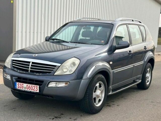 Синій Cанг Йонг Rexton, об'ємом двигуна 2.7 л та пробігом 170 тис. км за 3600 $, фото 1 на Automoto.ua