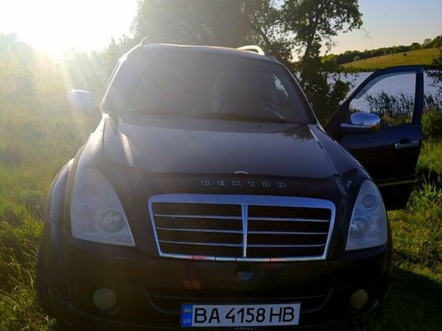 Синій Cанг Йонг Rexton, об'ємом двигуна 2.7 л та пробігом 271 тис. км за 7800 $, фото 1 на Automoto.ua
