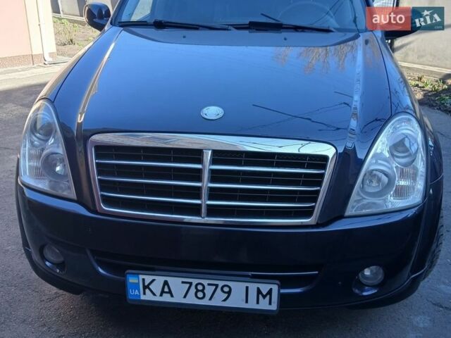 Синий Cанг Йонг Рекстон, объемом двигателя 2.7 л и пробегом 218 тыс. км за 7950 $, фото 1 на Automoto.ua
