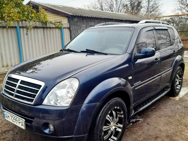 Синій Cанг Йонг Rexton, об'ємом двигуна 2.7 л та пробігом 192 тис. км за 8300 $, фото 1 на Automoto.ua