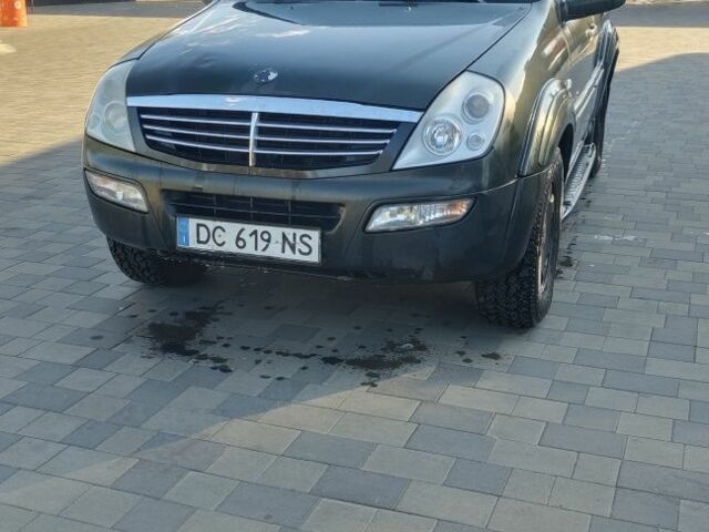 Зелений Cанг Йонг Rexton, об'ємом двигуна 0 л та пробігом 300 тис. км за 4300 $, фото 1 на Automoto.ua