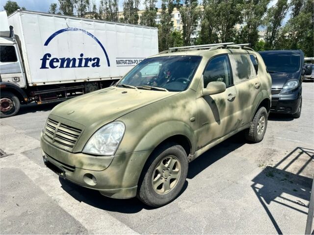 Зелений Cанг Йонг Rexton, об'ємом двигуна 2.7 л та пробігом 302 тис. км за 3000 $, фото 1 на Automoto.ua