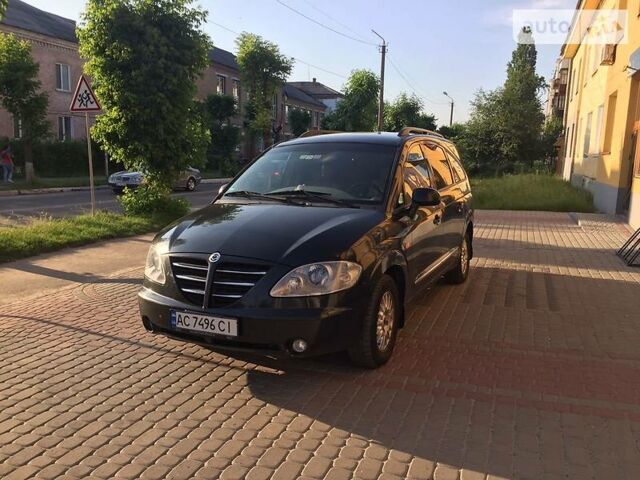 Чорний Cанг Йонг Rodius, об'ємом двигуна 2.7 л та пробігом 325 тис. км за 7500 $, фото 1 на Automoto.ua