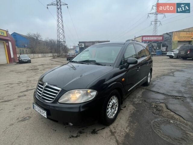 Чорний Cанг Йонг Rodius, об'ємом двигуна 2.7 л та пробігом 250 тис. км за 6300 $, фото 1 на Automoto.ua