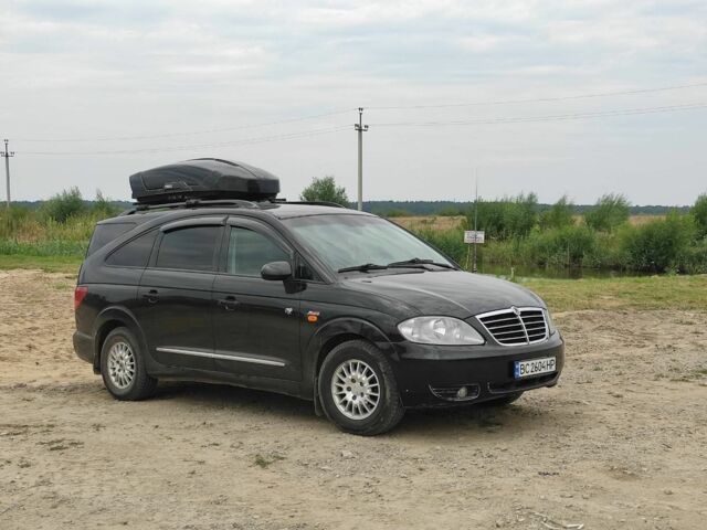 Чорний Cанг Йонг Rodius, об'ємом двигуна 2.7 л та пробігом 247 тис. км за 7700 $, фото 1 на Automoto.ua