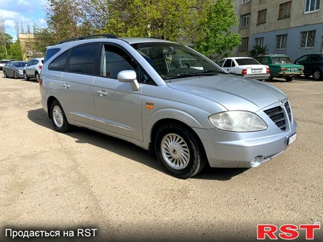 Cанг Йонг Родиус, объемом двигателя 2.7 л и пробегом 218 тыс. км за 3850 $, фото 1 на Automoto.ua