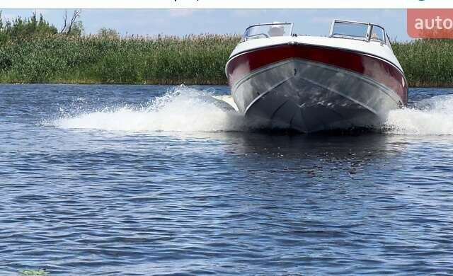 Красный Стингрей LX, объемом двигателя 3 л и пробегом 111 тыс. км за 25000 $, фото 1 на Automoto.ua