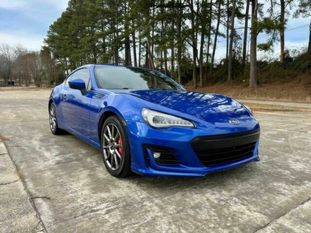 Синий Субару БРЗ, объемом двигателя 2 л и пробегом 70 тыс. км за 4000 $, фото 1 на Automoto.ua