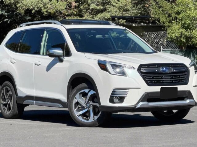 Білий Субару Forester, об'ємом двигуна 2.5 л та пробігом 30 тис. км за 19000 $, фото 1 на Automoto.ua