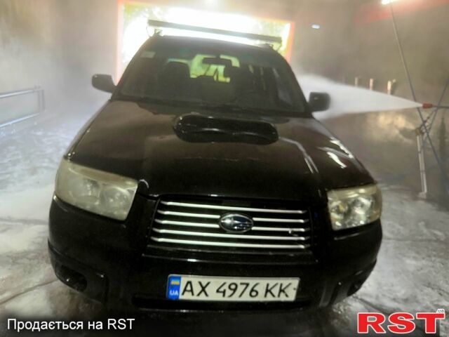 Білий Субару Forester, об'ємом двигуна 2 л та пробігом 250 тис. км за 4000 $, фото 1 на Automoto.ua