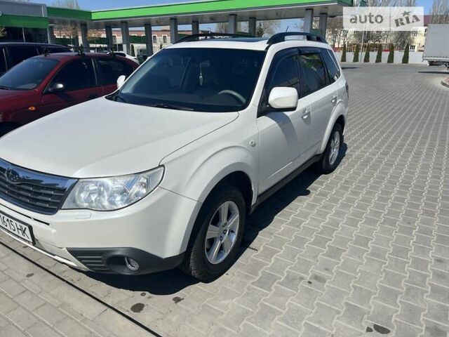 Білий Субару Forester, об'ємом двигуна 2 л та пробігом 172 тис. км за 8700 $, фото 1 на Automoto.ua