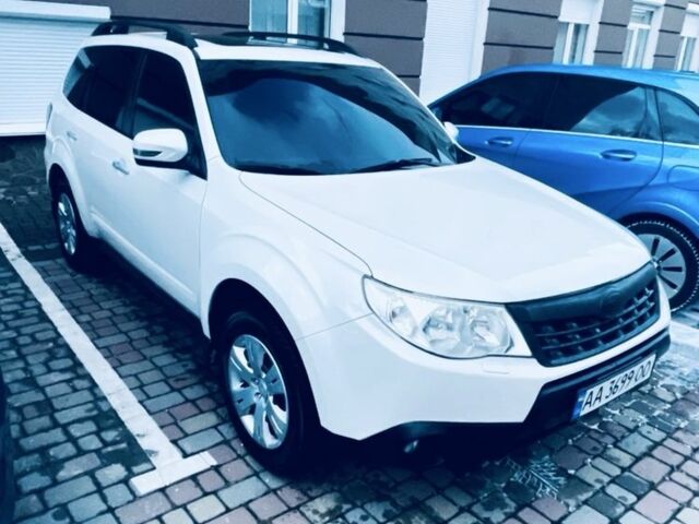 Субару Forester 2011 у Ирпене на Automoto.ua Білий Субару Forester, об'ємом двигуна 2 л та пробігом 193 тис. км за 9600 $, фото 1 на Automoto.ua