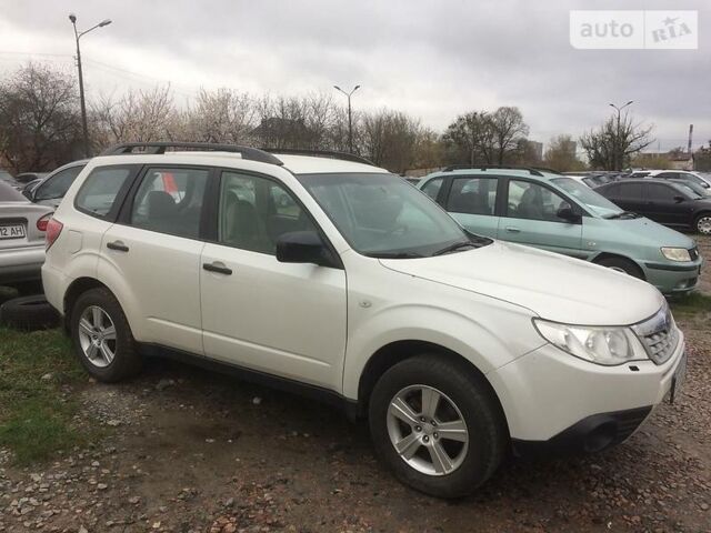 Білий Субару Forester, об'ємом двигуна 2.5 л та пробігом 100 тис. км за 11500 $, фото 1 на Automoto.ua