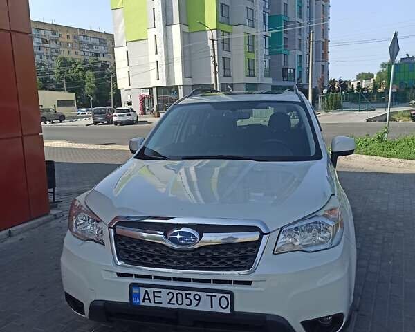 Белый Субару Форестер, объемом двигателя 2.5 л и пробегом 212 тыс. км за 12000 $, фото 1 на Automoto.ua