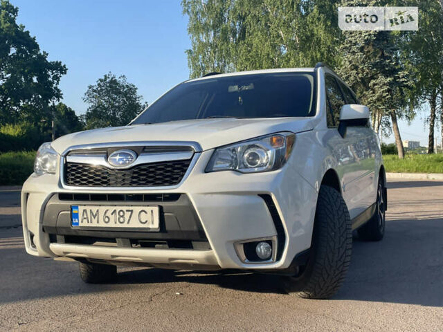 Білий Субару Forester, об'ємом двигуна 2 л та пробігом 185 тис. км за 13000 $, фото 1 на Automoto.ua