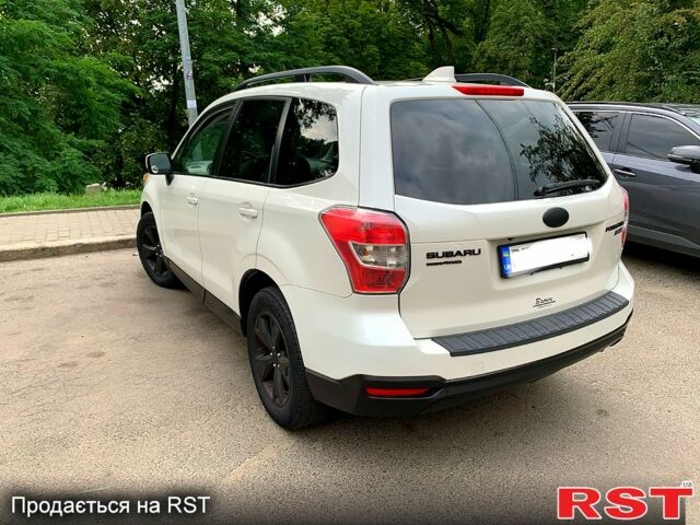 Білий Субару Forester, об'ємом двигуна 2.5 л та пробігом 218 тис. км за 11500 $, фото 1 на Automoto.ua