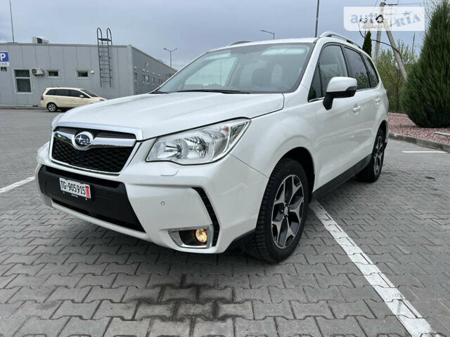 Білий Субару Forester, об'ємом двигуна 2 л та пробігом 176 тис. км за 16950 $, фото 1 на Automoto.ua