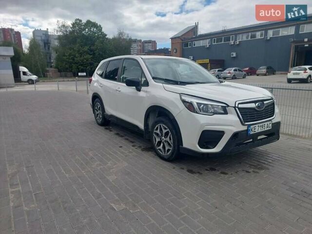Білий Субару Forester, об'ємом двигуна 2.5 л та пробігом 19 тис. км за 15000 $, фото 1 на Automoto.ua