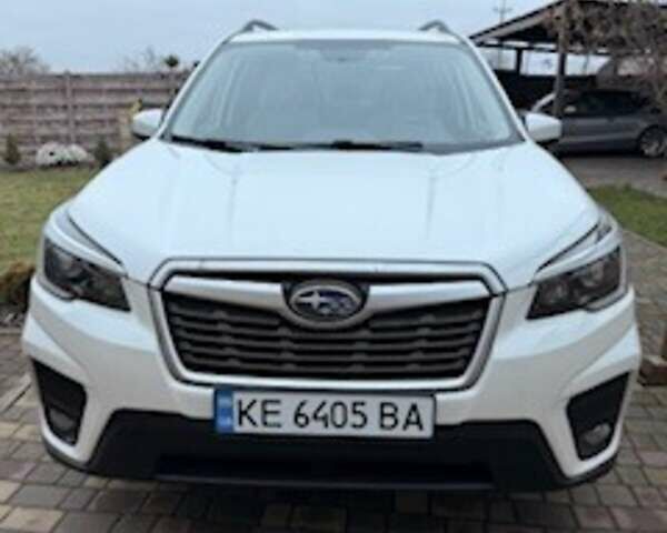 Белый Субару Форестер, объемом двигателя 2.5 л и пробегом 57 тыс. км за 19950 $, фото 1 на Automoto.ua