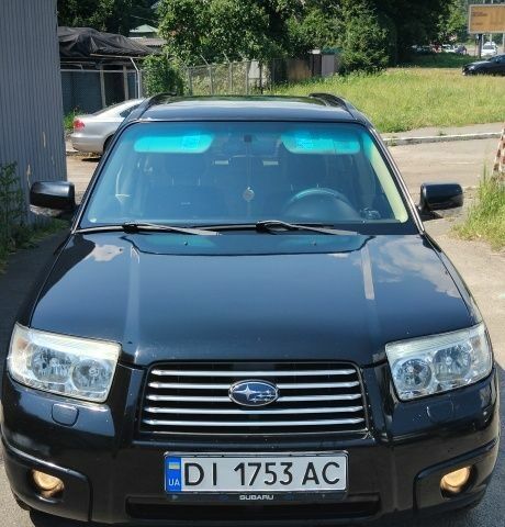 Чорний Субару Forester, об'ємом двигуна 2 л та пробігом 330 тис. км за 6100 $, фото 1 на Automoto.ua