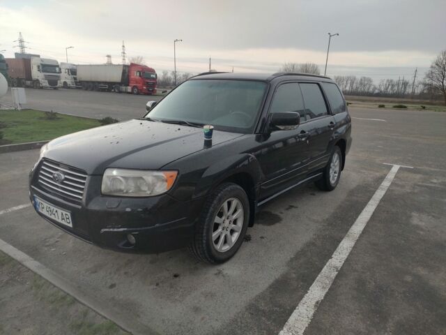 Черный Субару Форестер, объемом двигателя 2 л и пробегом 270 тыс. км за 5500 $, фото 1 на Automoto.ua