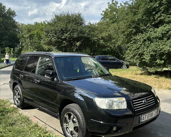 Черный Субару Форестер, объемом двигателя 2 л и пробегом 196 тыс. км за 7000 $, фото 1 на Automoto.ua