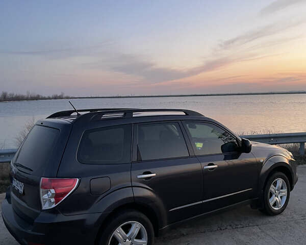 Черный Субару Форестер, объемом двигателя 2.5 л и пробегом 240 тыс. км за 7900 $, фото 1 на Automoto.ua