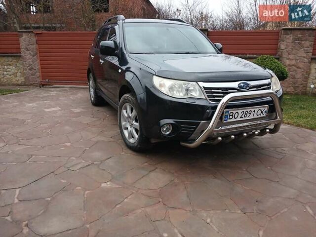 Чорний Субару Forester, об'ємом двигуна 2.46 л та пробігом 145 тис. км за 8500 $, фото 1 на Automoto.ua