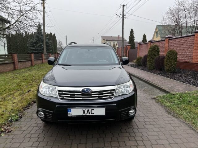 Чорний Субару Forester, об'ємом двигуна 2.5 л та пробігом 148 тис. км за 8200 $, фото 1 на Automoto.ua