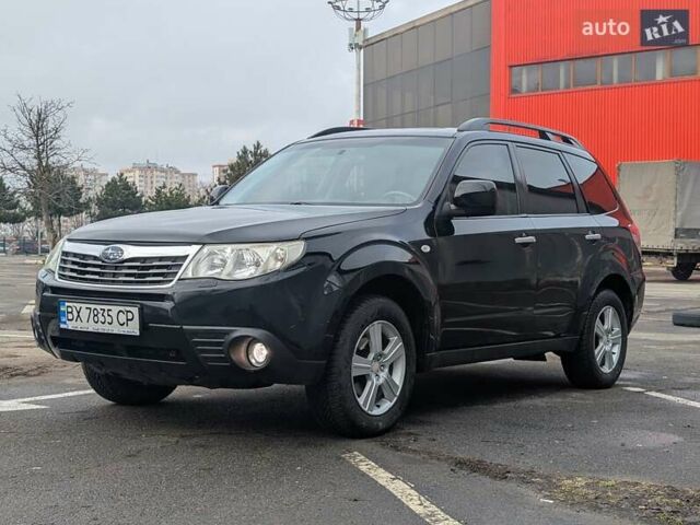 Чорний Субару Forester, об'ємом двигуна 2 л та пробігом 156 тис. км за 8800 $, фото 1 на Automoto.ua