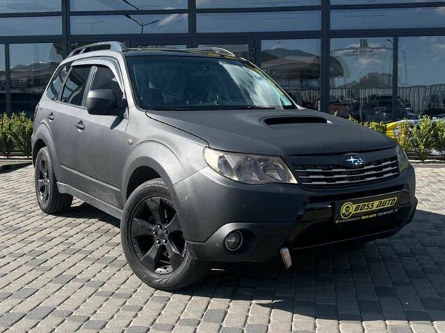 Чорний Субару Forester, об'ємом двигуна 2.5 л та пробігом 230 тис. км за 7990 $, фото 1 на Automoto.ua