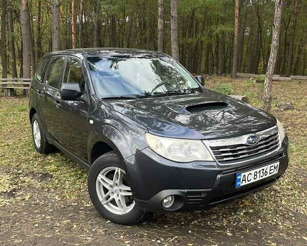 Чорний Субару Forester, об'ємом двигуна 1.99 л та пробігом 273 тис. км за 6550 $, фото 1 на Automoto.ua