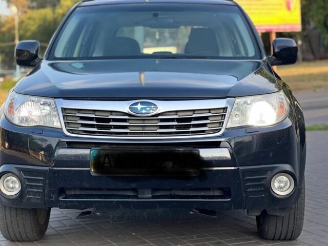 Чорний Субару Forester, об'ємом двигуна 2 л та пробігом 216 тис. км за 7800 $, фото 1 на Automoto.ua