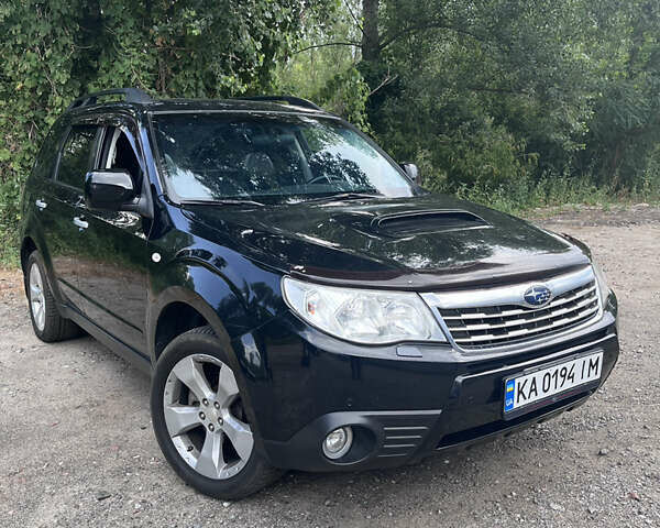 Чорний Субару Forester, об'ємом двигуна 2.46 л та пробігом 345 тис. км за 7999 $, фото 1 на Automoto.ua